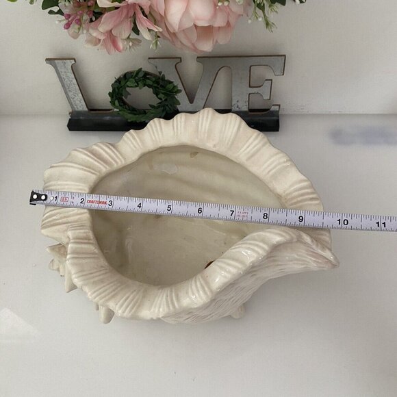 Vintage Ceramic Mold Neutral Nautilus Conch Sea Shell Planter Vase Beach House - Picture 6 of 12